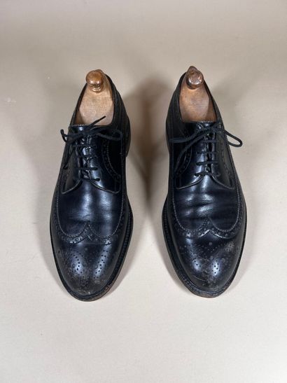 J. M. WESTON 
Paire de chaussures homme à...