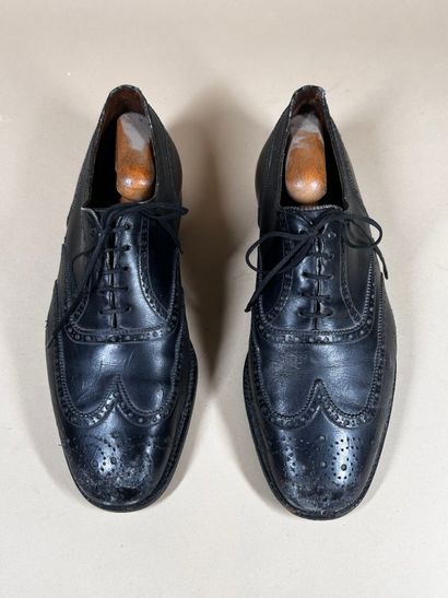 J. M. WESTON 
Ensemble de deux paires de...