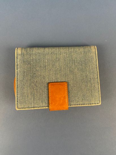 CHRISTIAN DIOR 
Porte-monnaie porte-cartes...