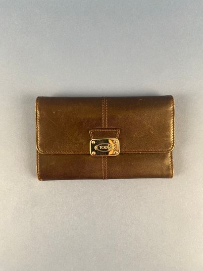 TODD'S 
Portefeuille en cuir marron surpiqué,...