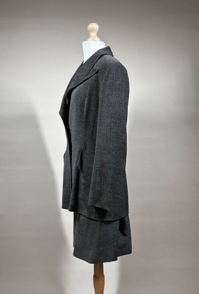 CHRISTIAN LACROIX, Printemps 1997
Tailleur...