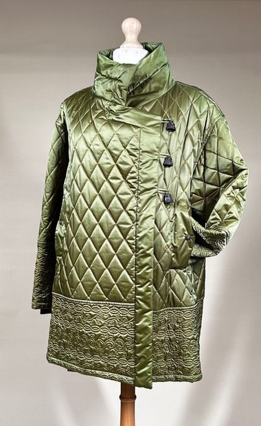 BAZAR de CHRISTIAN LACROIX 
Veste parka matelassée...
