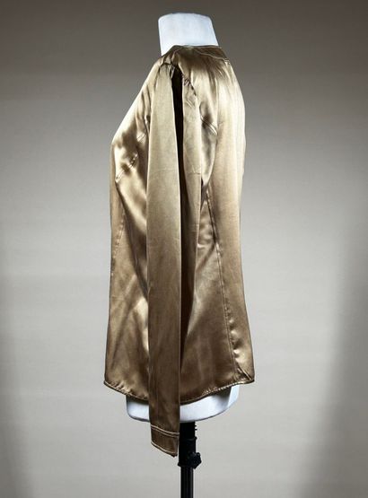 UNGARO PARALLELE 
Blouse en soie mordorée...