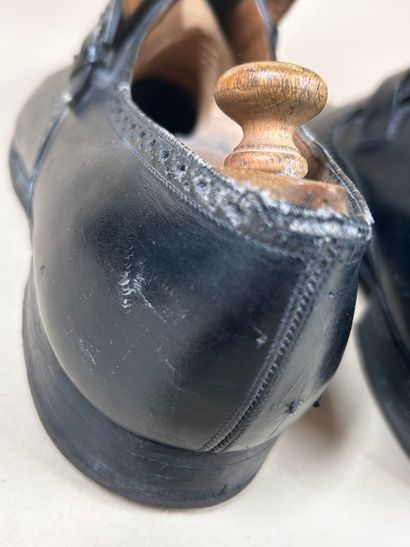 J. M. WESTON 
Ensemble de deux paires de...