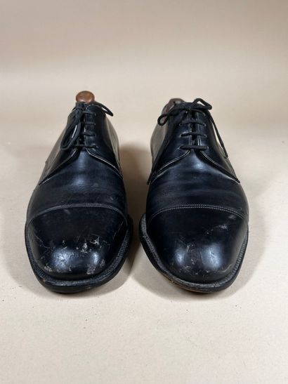 J. M. WESTON 
Ensemble de deux paires de...