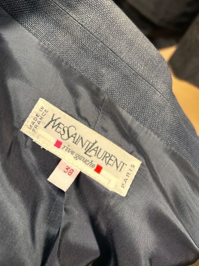 YVES SAINT LAURENT RIVE GAUCHE
Veste en lin...