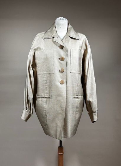CHRISTIAN DIOR Boutique, n° 21617
Veste 7/8e...