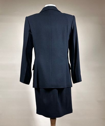 CHRISTIAN LACROIX, Printemps 1994
Tailleur...