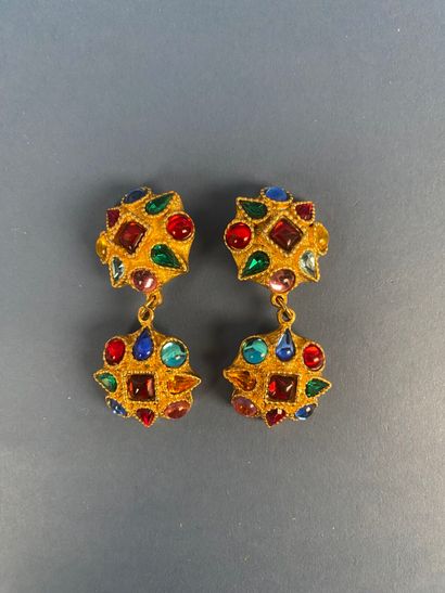 SATELLITE 
Paire de pendants d'oreilles en...
