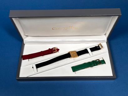 CHRISTIAN DIOR 
Square dial watch in gilt...