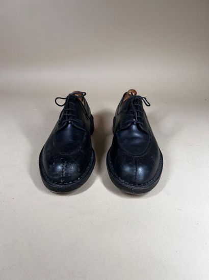J. M. WESTON 
Lot de deux paires de chaussures...