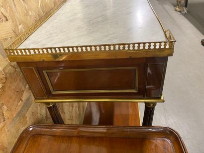 Mahogany and copper-moulded mahogany veneer...