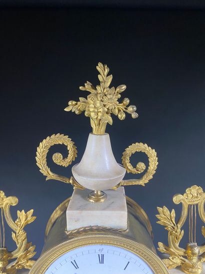 Portico clock in white and black marble with...