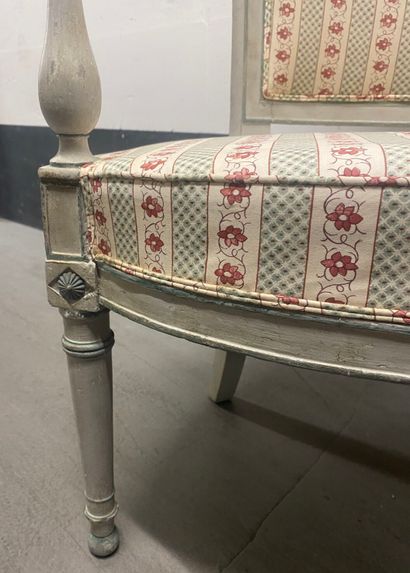 Pair of cabriolet armchairs in molded, carved,...