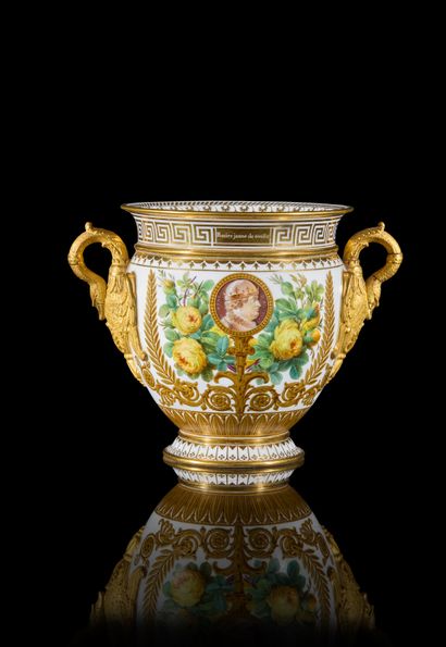 SÈVRES. 
Brachard porcelain sugar pot from...