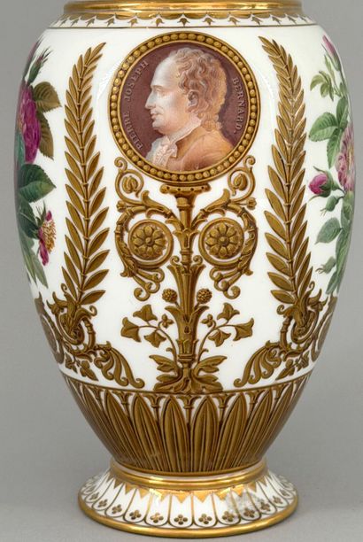 SÈVRES. 
Brachard porcelain milk jug from...
