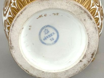 SÈVRES. 
Brachard covered porcelain teapot...