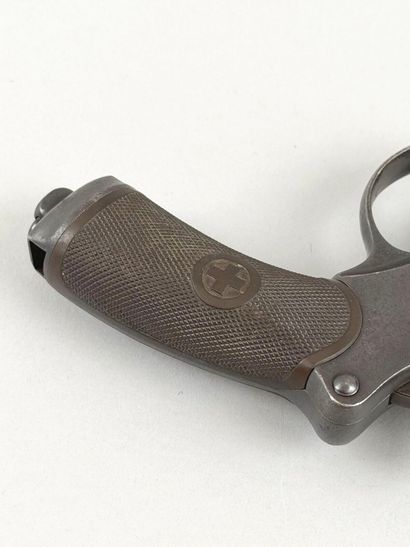 Revolver suisse modèle 1882, calibre 7,5...