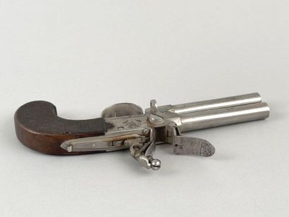 Paire de pistolets double à silex. 
Canons...