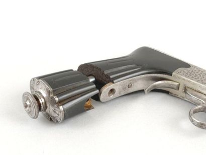 Pistolet à percussion Cusson Rossignol, un...