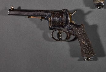 Revolver à broche de luxe, six coups, calibre...