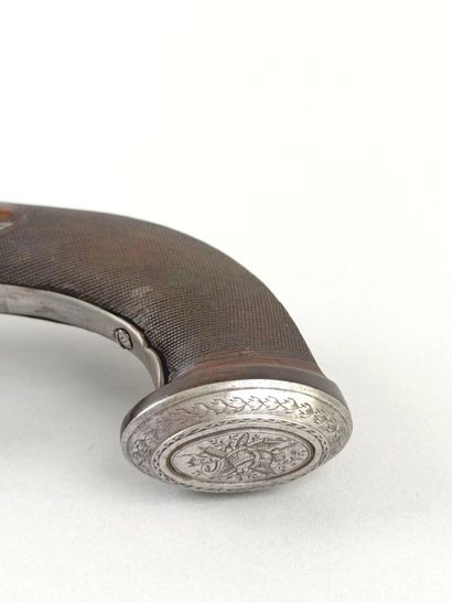 Pistolet à silex d'officier 
Canon rond,...