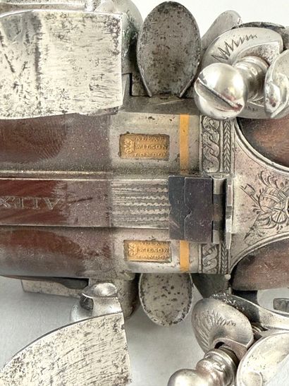 Long pistolet double à silex britannique....