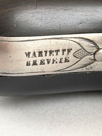 Important revolver poivrière Mariette, 8...