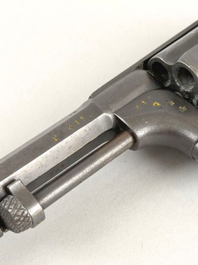 Revolver suisse modèle 1882, calibre 7,5...