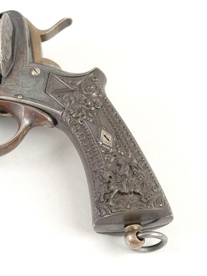 Revolver à broche de luxe, six coups, calibre...