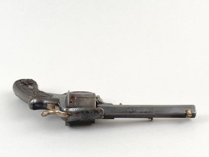 Revolver à broche de luxe, six coups, calibre...