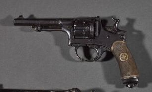 Revolver suisse modèle 1882, calibre 7,5...