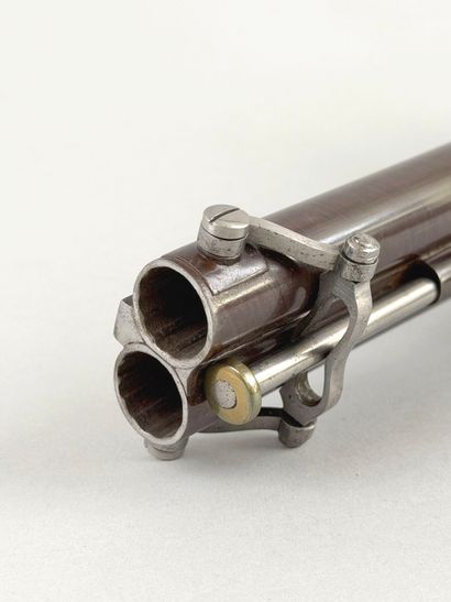 Long pistolet double à silex britannique....