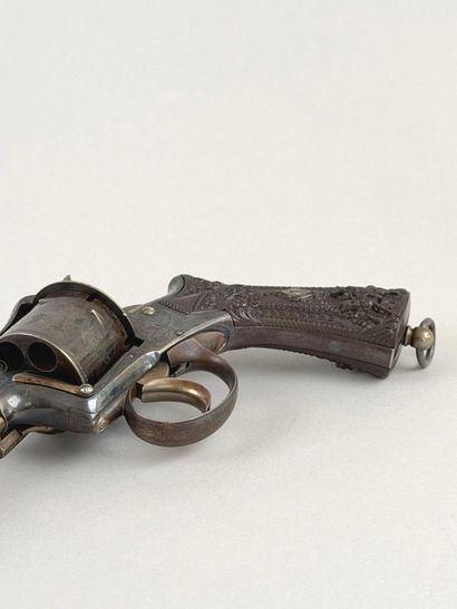 Revolver à broche de luxe, six coups, calibre...