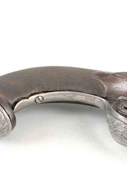 Pistolet à silex d'officier 
Canon rond,...
