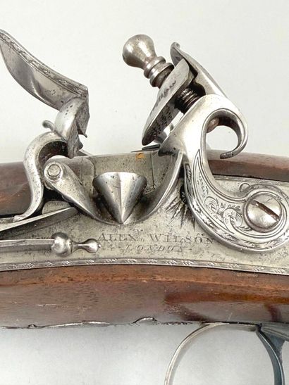 Long pistolet double à silex britannique....