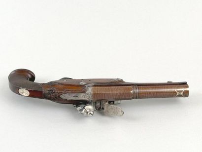 Pistolet à silex d'officier 
Canon rond,...
