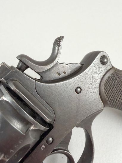 Revolver suisse modèle 1882, calibre 7,5...