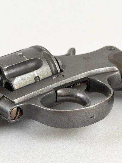 Revolver suisse modèle 1882, calibre 7,5...