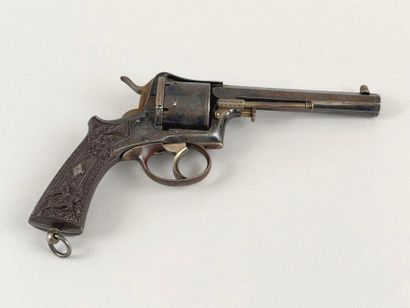 Revolver à broche de luxe, six coups, calibre...
