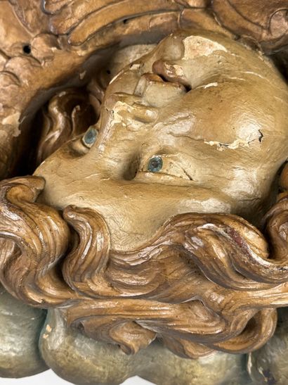 France, 19th century
Two cherub heads
Decorative...