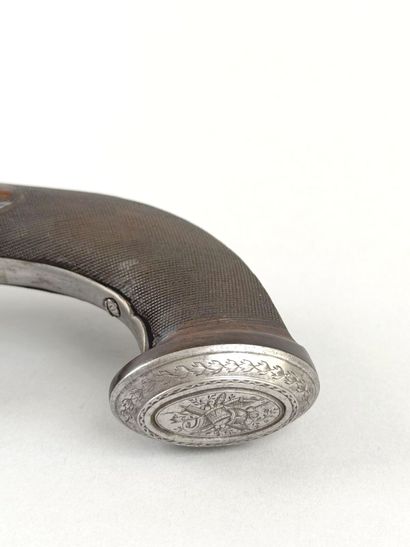 Pistolet à silex d'officier 
Canon rond,...
