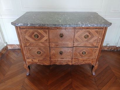 Center-recessed veneered wood chest of drawers...