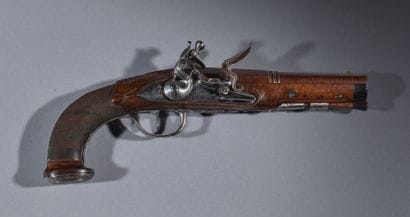 Pistolet à silex d'officier 
Canon rond,...
