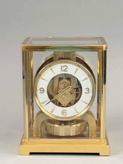 JAEGER-LECOULTRE
Modèle Atmos 
Pendule cage...