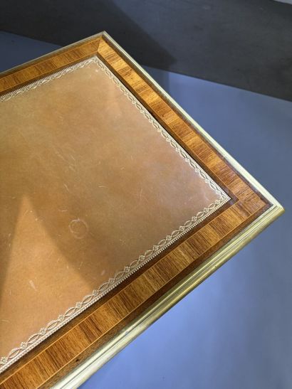 A small, flat desk made of rosewood and amaranth,...