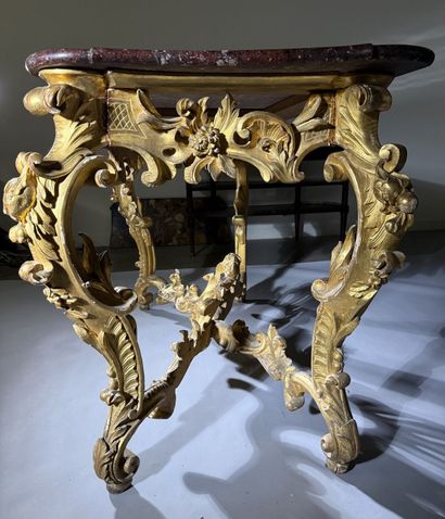 Gilded wooden console table with openwork...