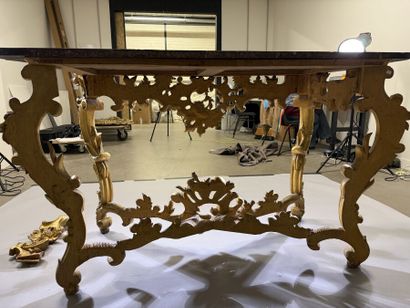 Gilded wooden console table with openwork...