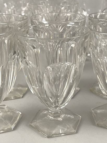 BACCARAT, Harcourt model
Extensive crystal...