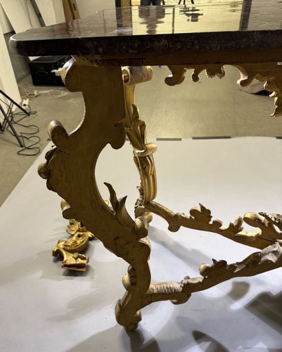 Gilded wooden console table with openwork...